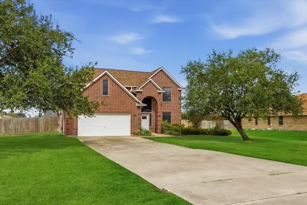 1914 Lafayette Lane, Baytown, TX 77523