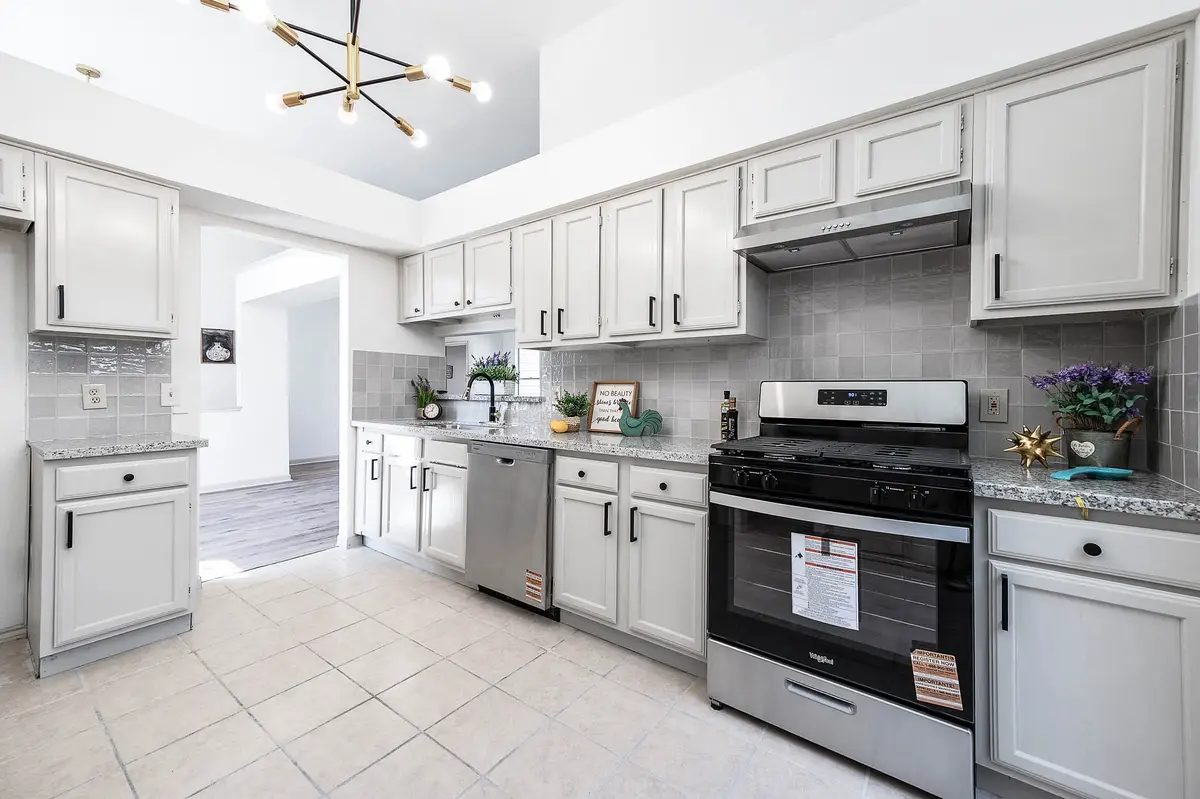 11819 Stone Bridge Drive, Houston, TX 77064 - Image #1