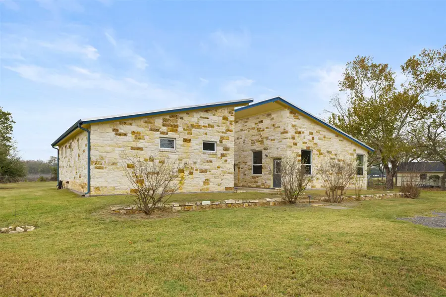 504 North Street, Columbus, TX 78934 - Image #2