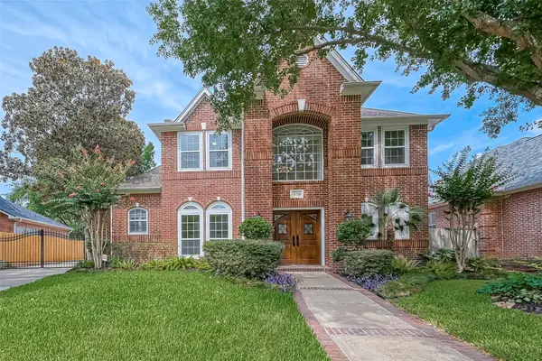 13719 Ashley Run, Houston, TX 77077