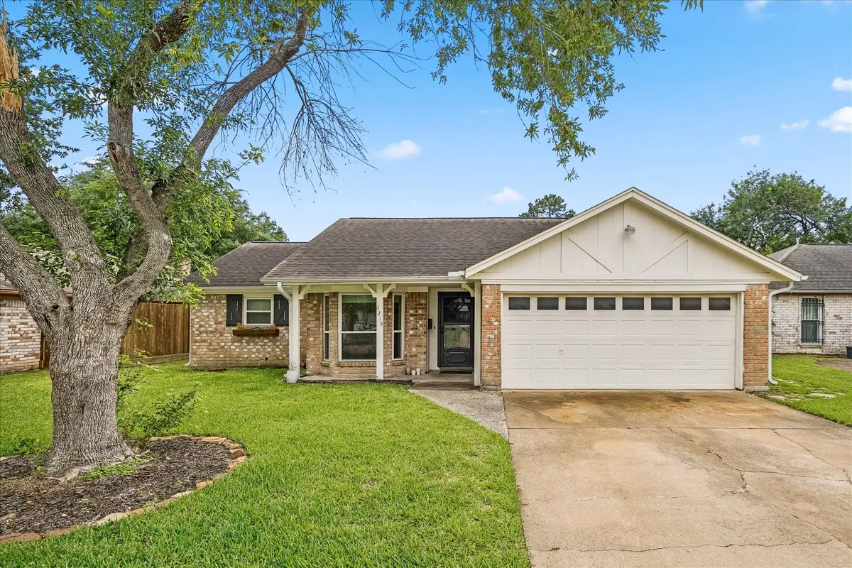 6215 Rena Street, Houston, TX 77092 - #1