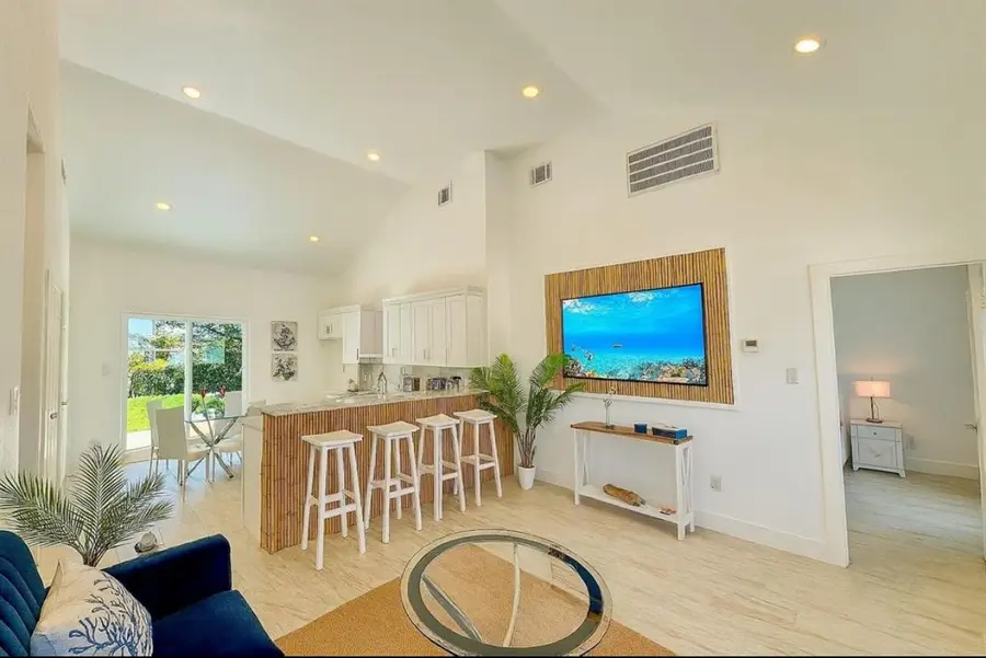 502 Jenni Lane, Dickinson, TX 77539 - Image #3