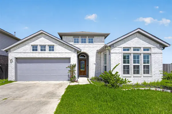 8710 Ruddy Duck Court, Baytown, TX 77521