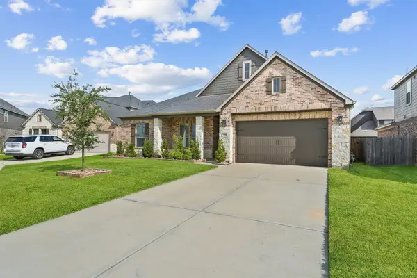209 Bright Bluff Cir, Waller, TX 77484