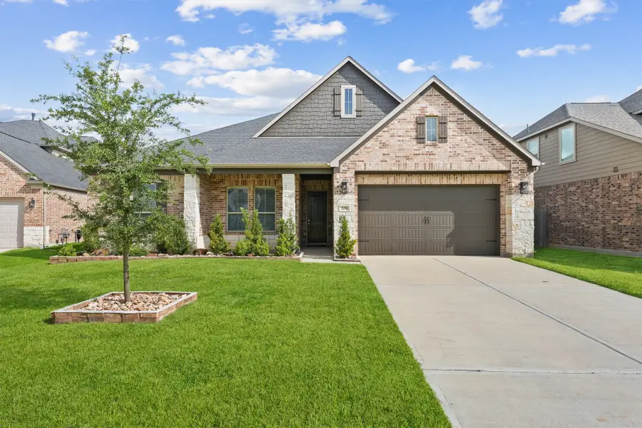 209 Bright Bluff Cir, Waller, TX 77484 - Image #2