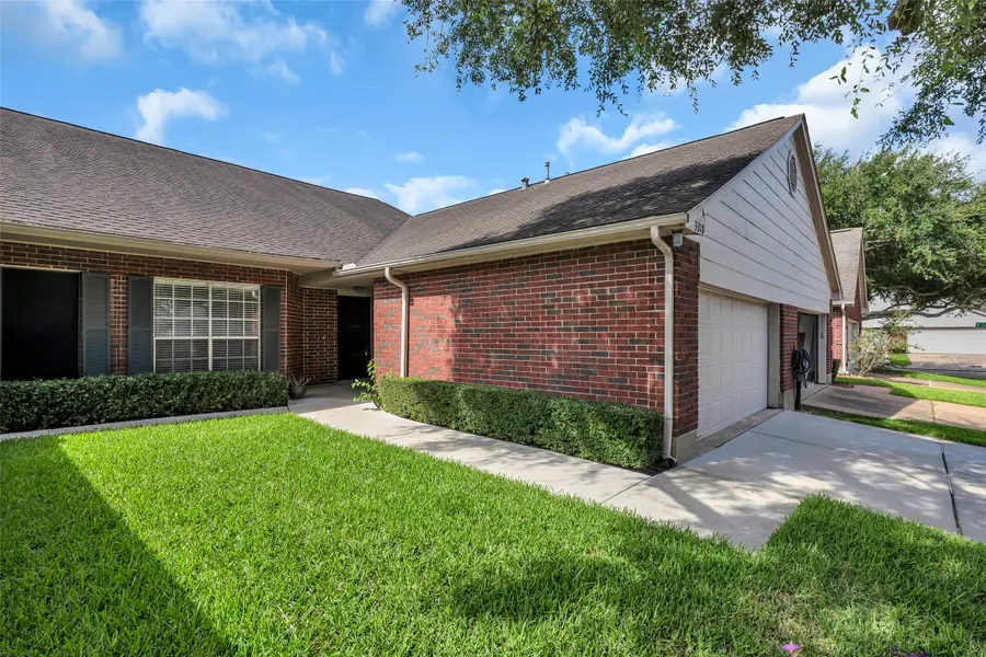3310 Country Meadows Court, Pearland, TX 77584 - #2
