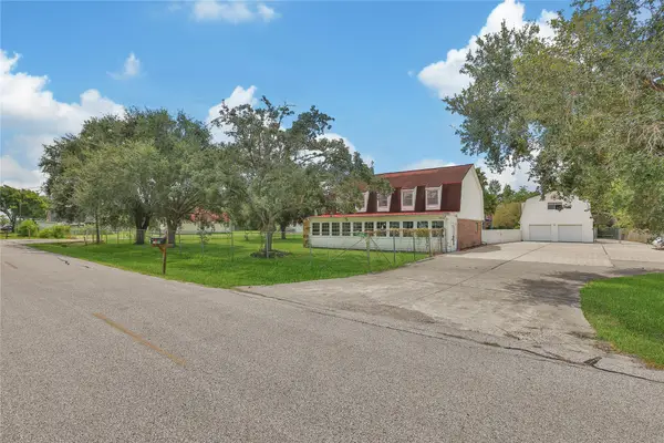 7206 Williams Road, Pearland, TX 77584