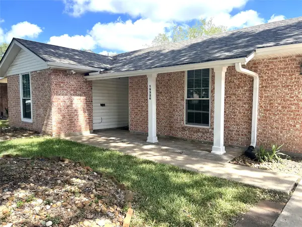 19326 Gagelake Lane, Houston, TX 77084