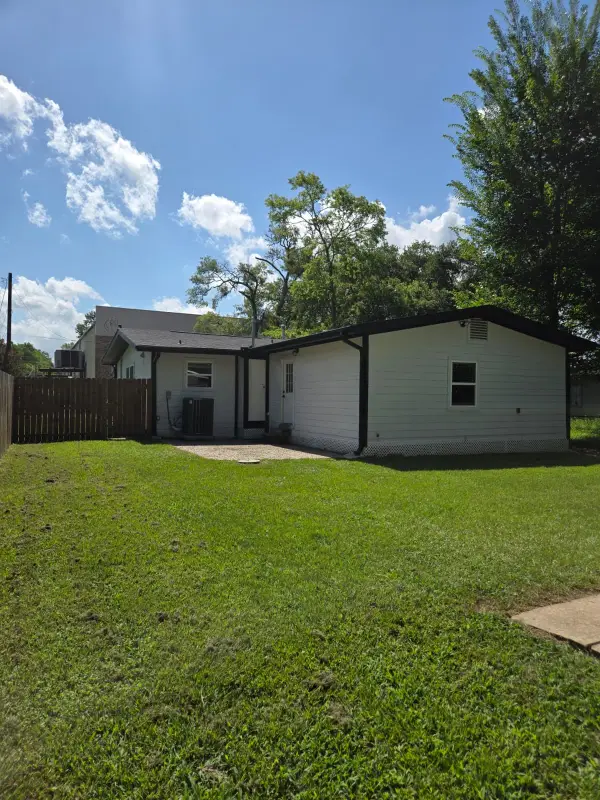 524 Dunnam Avenue, Cleveland, TX 77327