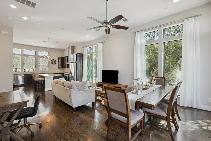 2102 Sabine Street, Houston, TX 77007 - Image #3