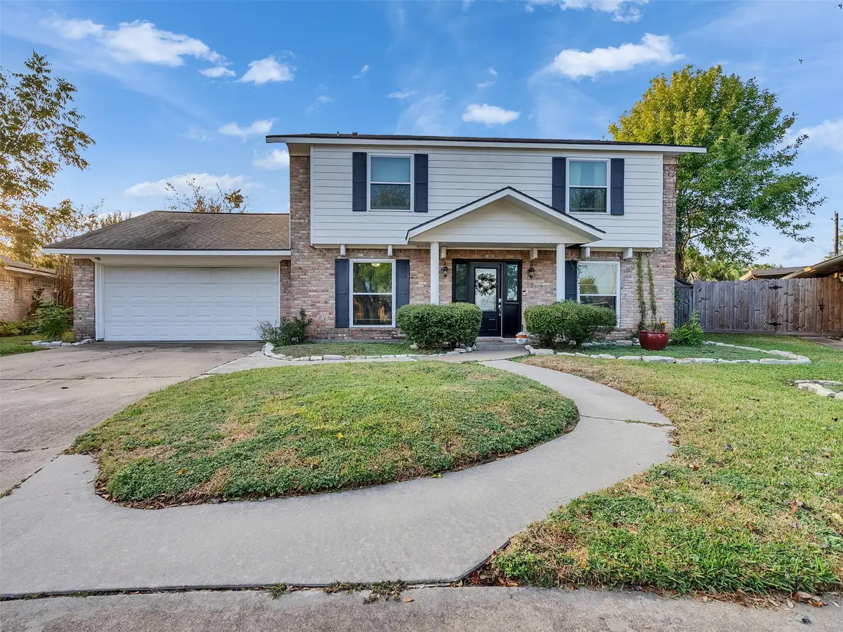 925 N Amy Drive, Deer Park, TX 77536 - Image #1