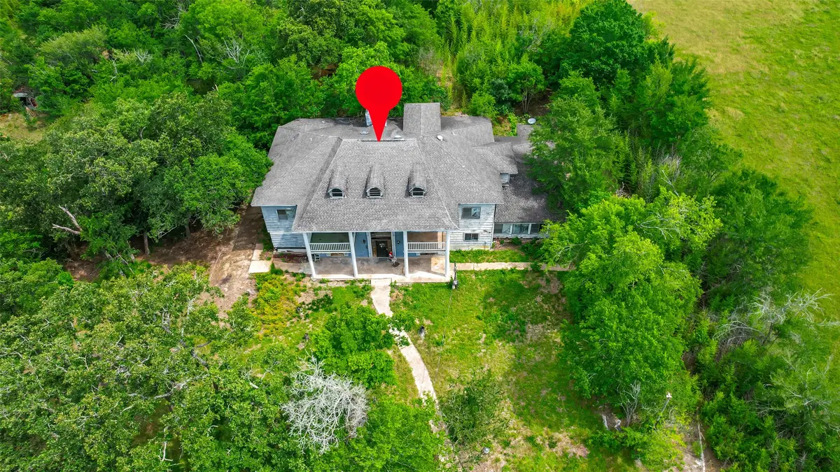 4862 Highway 30 W, Huntsville, TX 77340 - #1