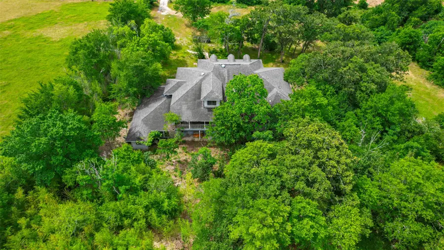 4862 Highway 30 W, Huntsville, TX 77340 - #2