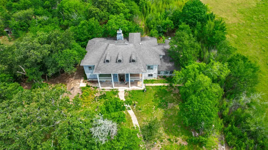 4862 Highway 30 W, Huntsville, TX 77340 - #3