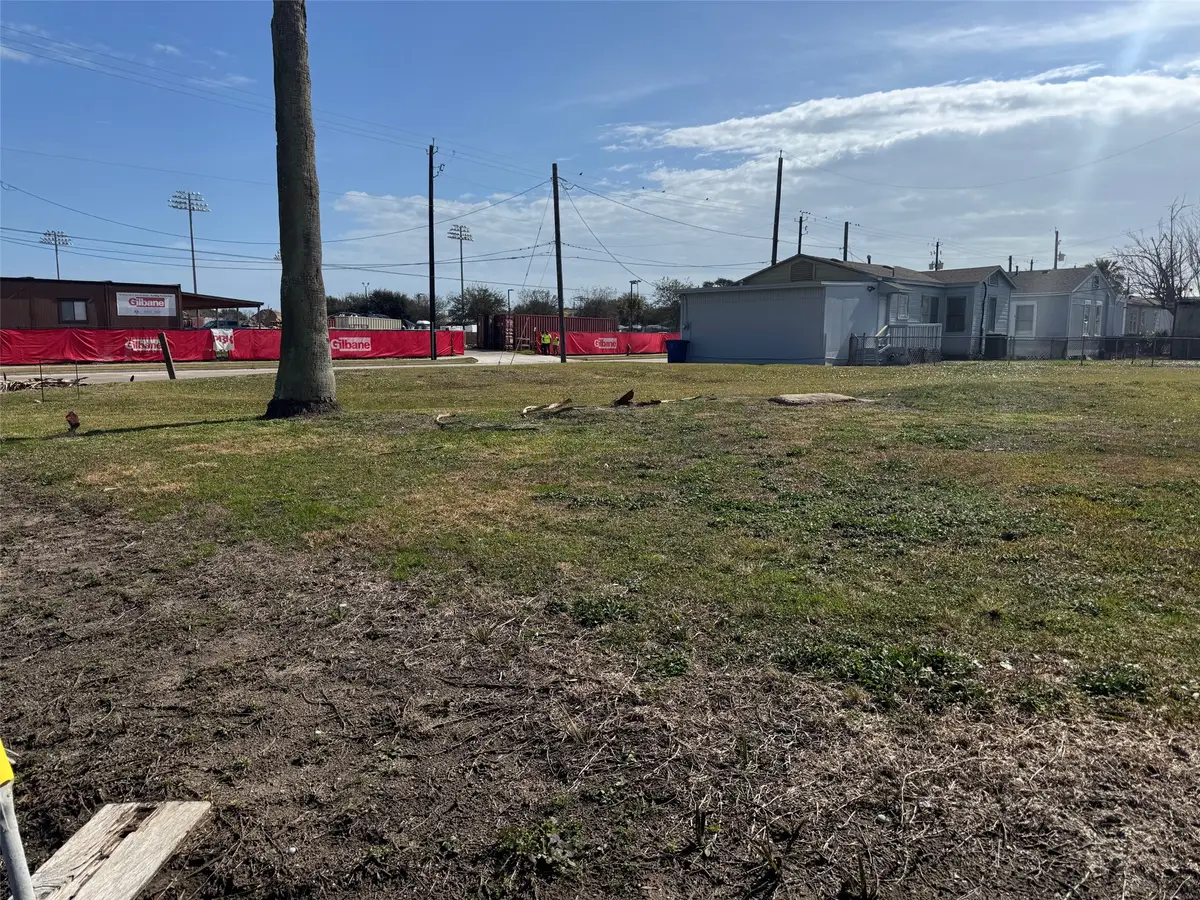 43rd Bernardo De Galvez, Galveston, TX 77550 - Image #1