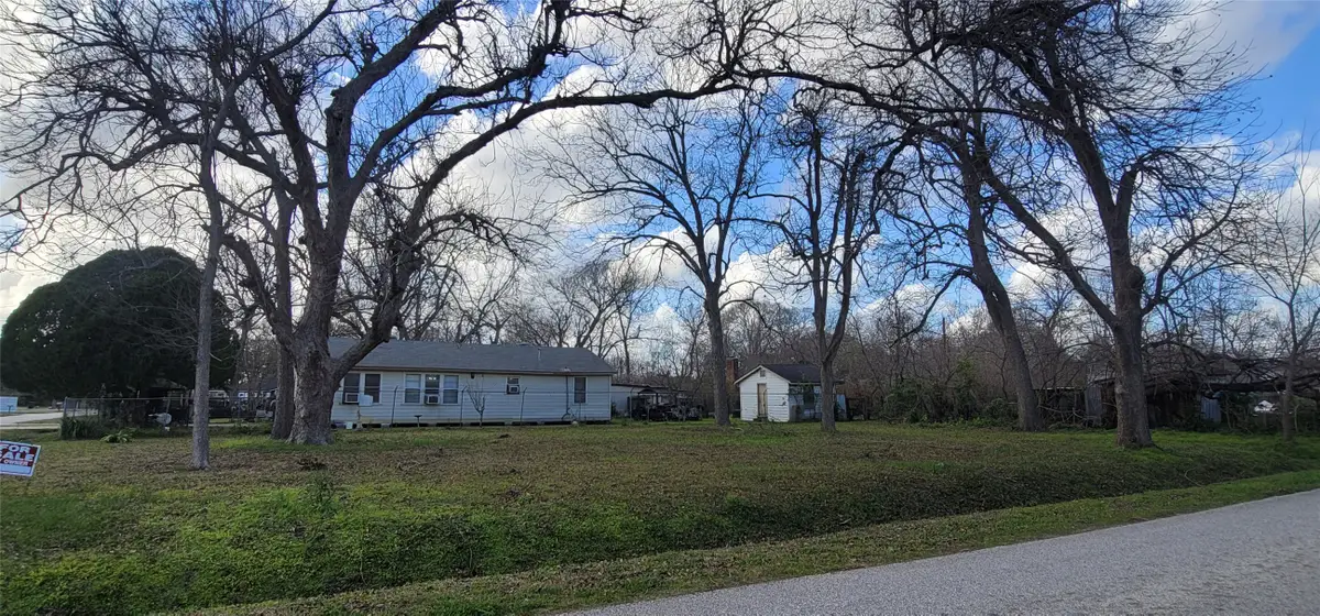 5815 Morehouse Lane, Houston, TX 77088 - Image #1