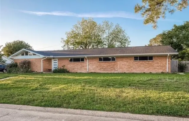 4800 Country Club View, Baytown, TX 77521 - #3