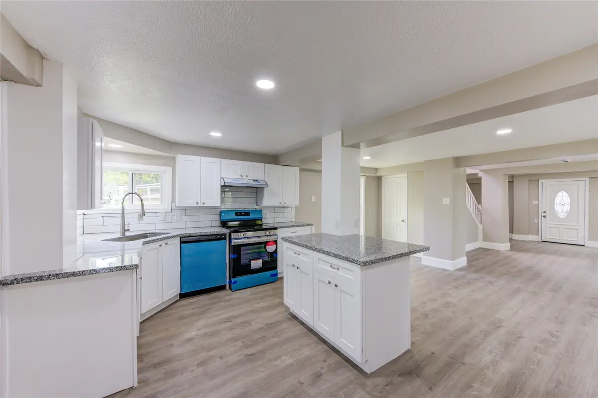 15170 Mcrae Lake, Conroe, TX 77303 - Image #1