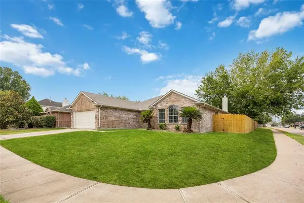 6647 Amberfield Lane, Katy, TX 77449