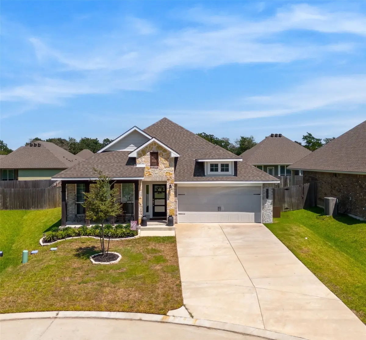 10603 Scarlet Peak Court, Bryan, TX 77845 - Image #1