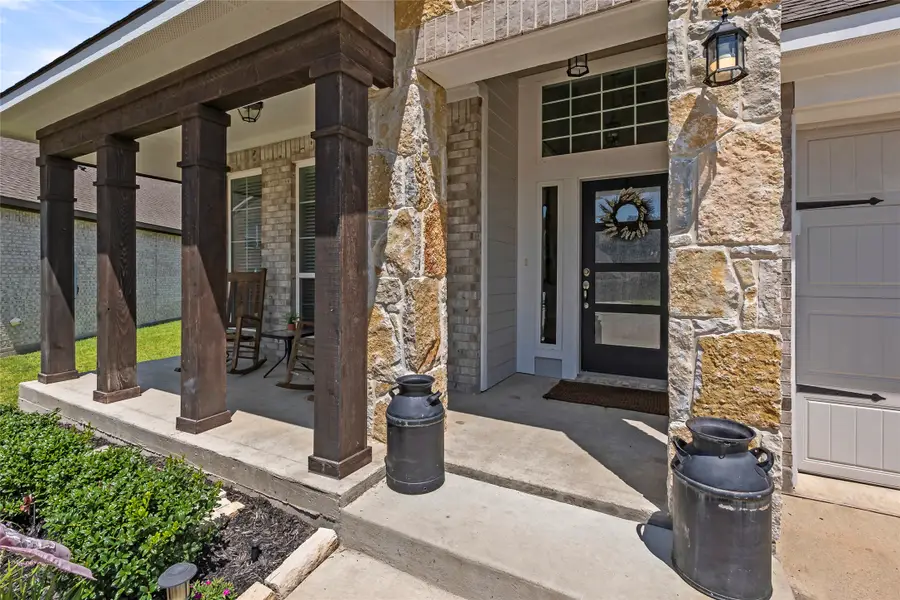 10603 Scarlet Peak Court, Bryan, TX 77845 - Image #2