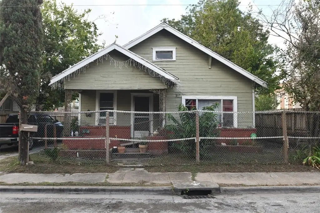 3908 Bering Street, Houston, TX 77003 - Image #1