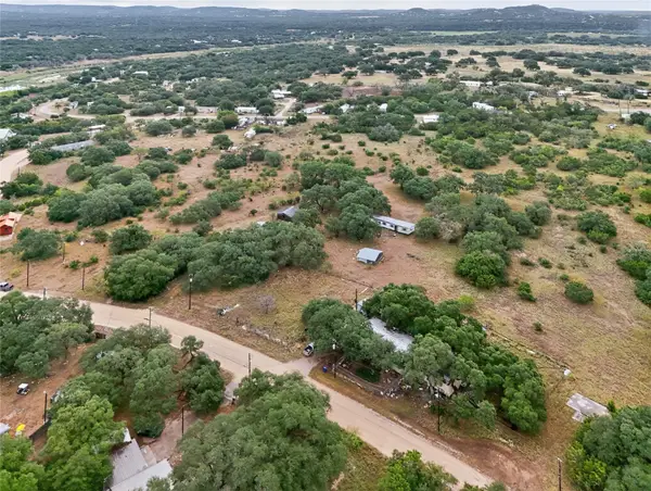 315 Lakeshore Ln Lane, Bandera, TX 78003