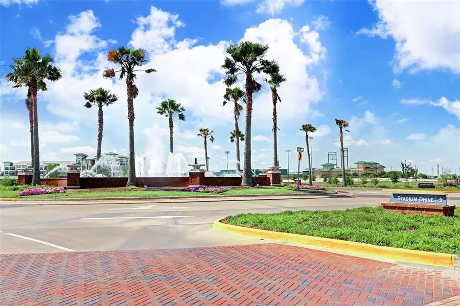 106 Stadium Drive, Sugar Land, TX 77498 - #3