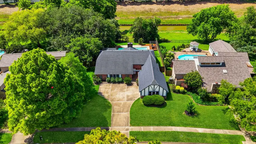 3931 Pleasant Valley Drive, Missouri City, TX 77459 - #2