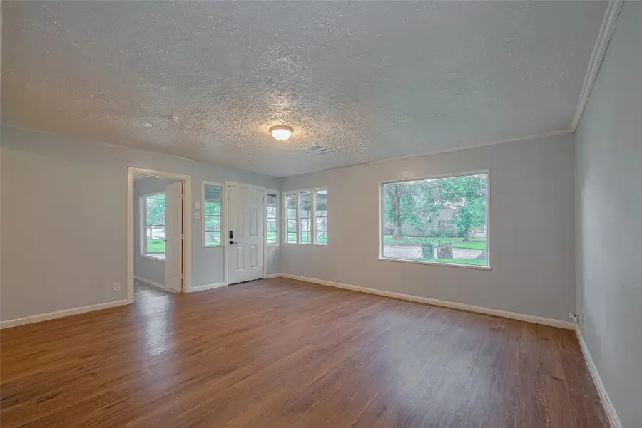 4906 Larkspur Street, Houston, TX 77033 - Image #3