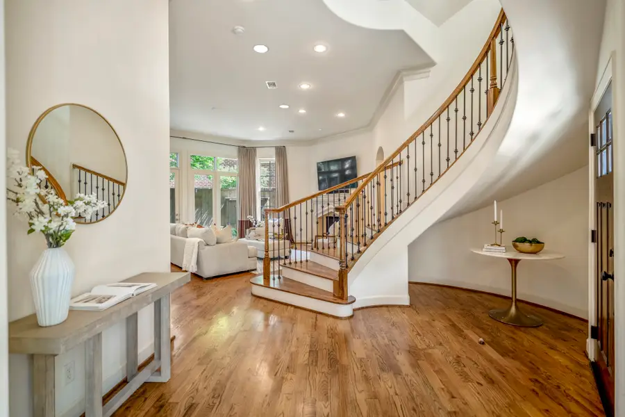 2814 Mid Lane, Houston, TX 77027 - #2