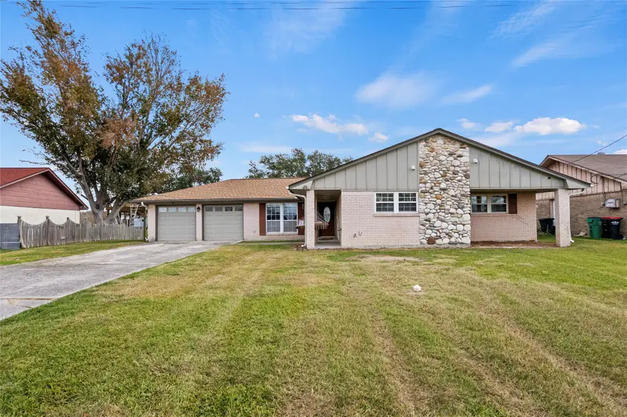 214 Yaupon Drive, Baytown, TX 77520 - #2
