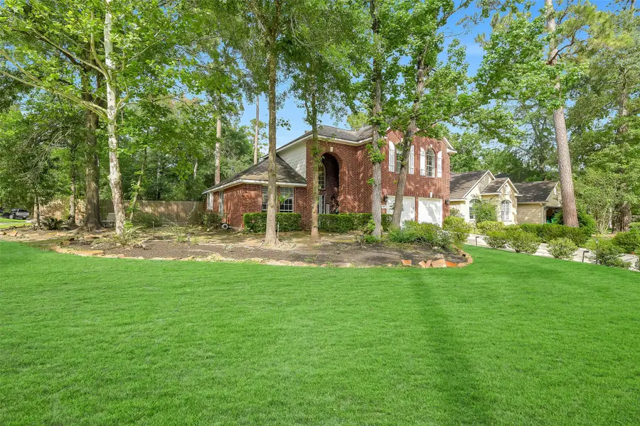 130 S Millport Circle, The Woodlands, TX 77382 - #2