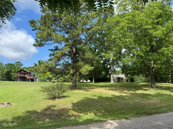 35 Imperial Circle, Coldspring, TX 77331