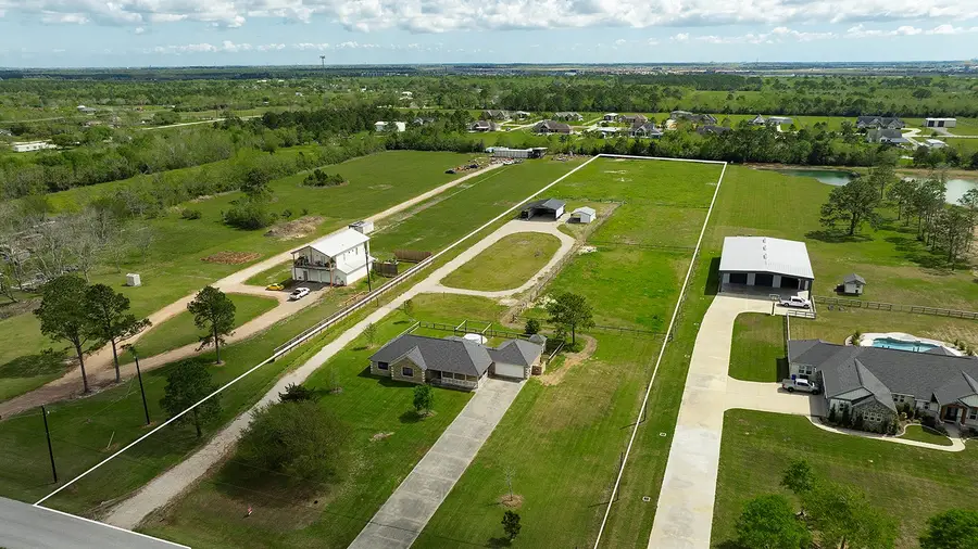 1403 Avenue L, Santa Fe, TX 77510 - #2