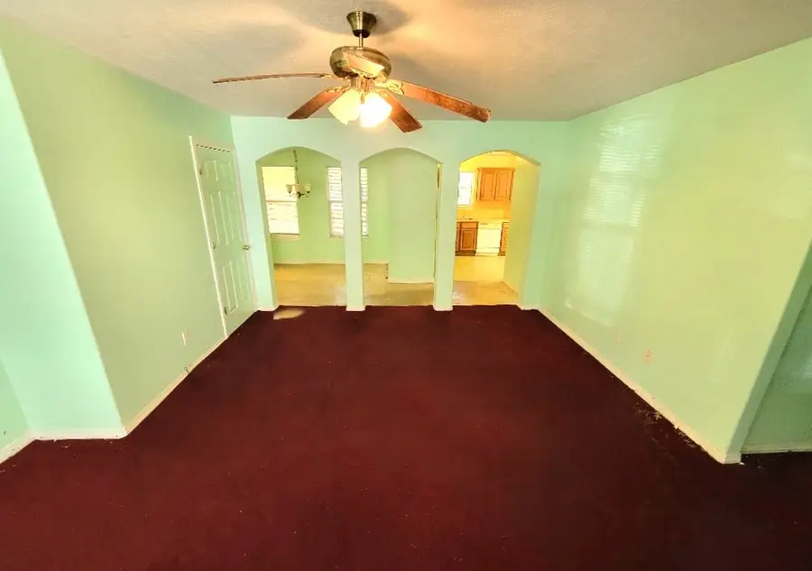 1801 Coe Road, Pinehurst, TX 77362 - Image #3