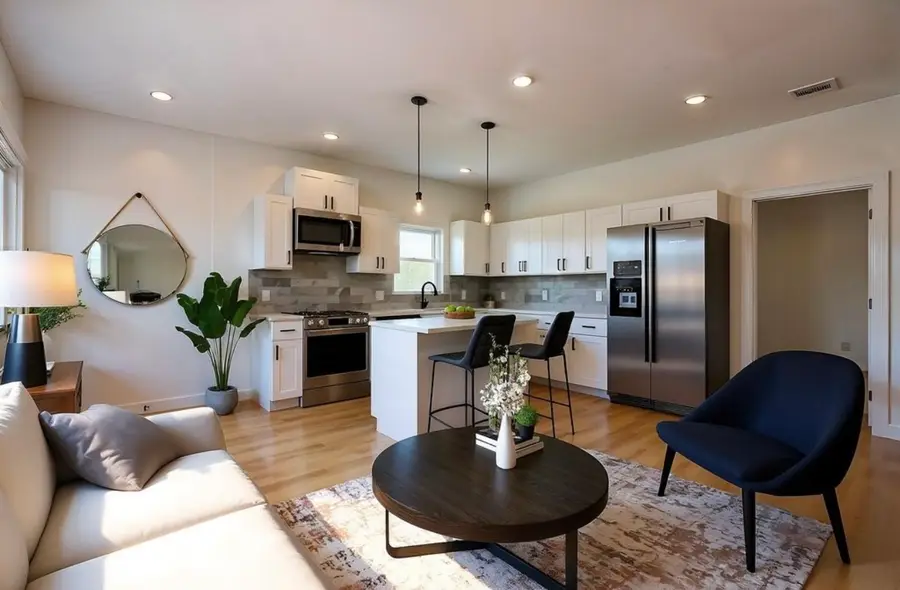 7504 Laura Koppe Rd C/d, Houston, TX 77028 - Image #3