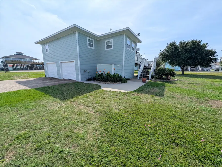942 Surfview, Crystal Beach, TX 77650 - #3