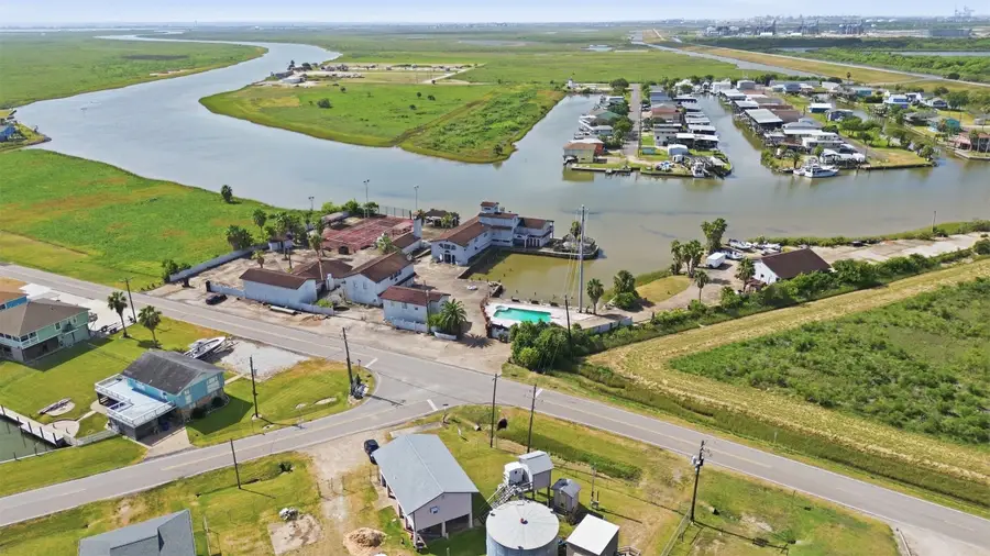 1500 Blue Water Drive, Freeport, TX 77541 - #2