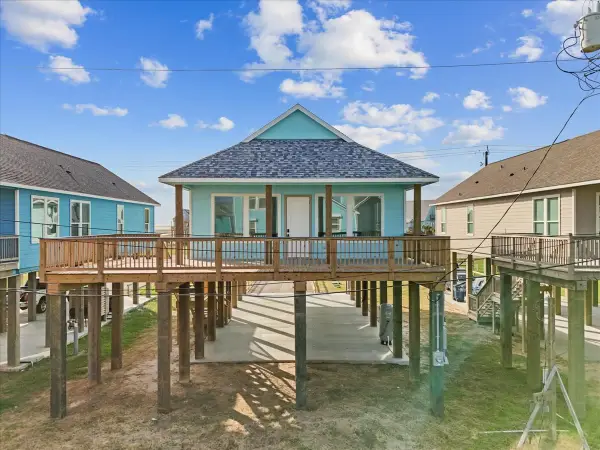 4828 Bluewater, Surfside Beach, TX 77541