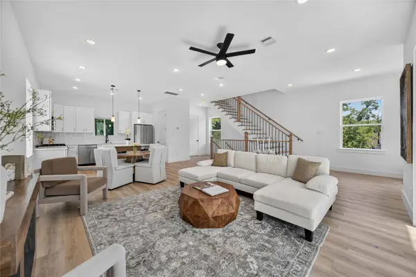 316 Walthall #C, Houston, TX 77022