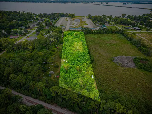 23003 Fairlake Lane, Houston, TX 77336