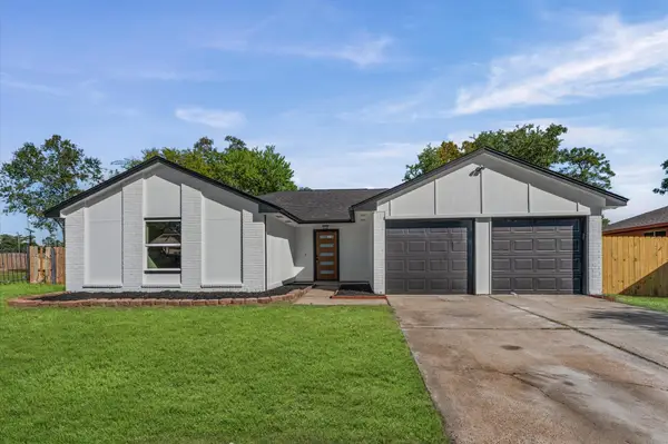 13307 N Thorntree Drive, Houston, TX 77015