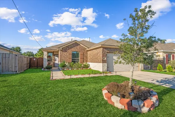 1585 Road 5102, Cleveland, TX 77327