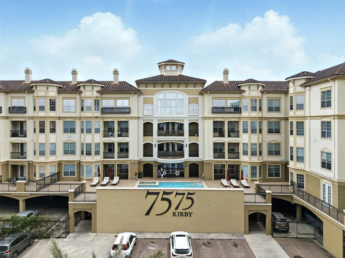 7575 Kirby Drive #2204, Houston, TX 77030 - Image #1