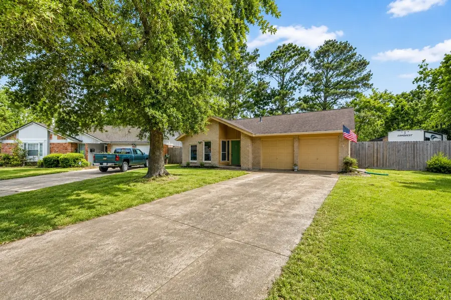 5705 Woodville Lane, Pearland, TX 77584 - #2