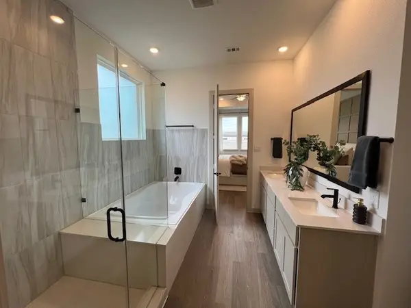 3406 Comice Lane, Pearland, TX 77581