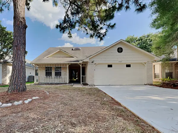 15839 Barbarossa Drive, Houston, TX 77083