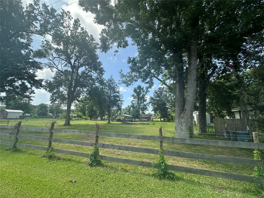 309 County Road 147, Liberty, TX 77575 - Image #3