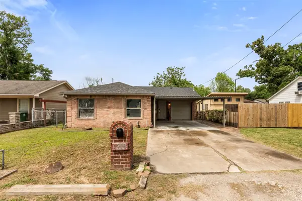 1913 Thonig Road, Houston, TX 77055